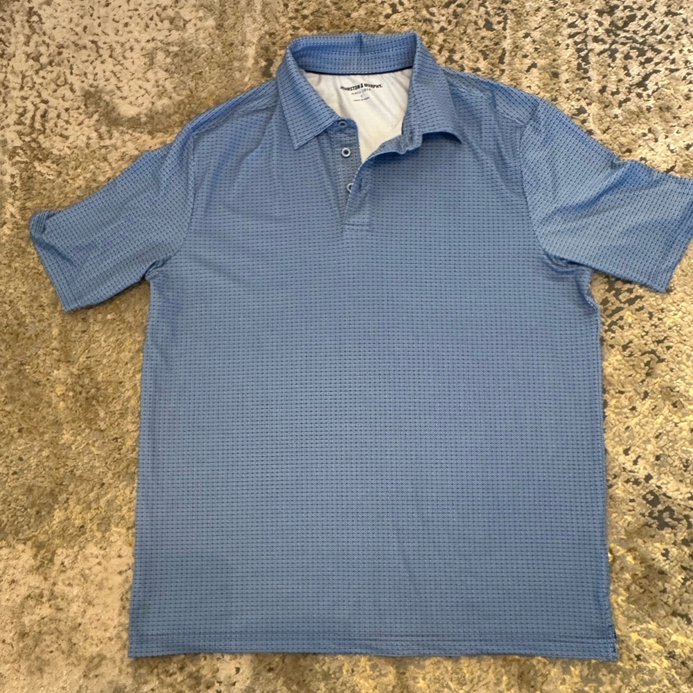 Johnston & Murphy Mens Large Short Sleeve Polo.